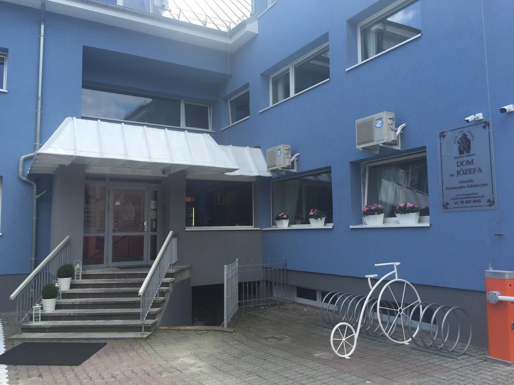 Dom Sw. Jozefa Hotell Szczecin Exteriör bild